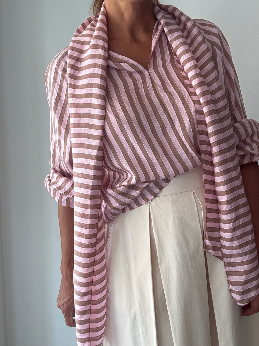 Blusa  acetinada riscas rosa