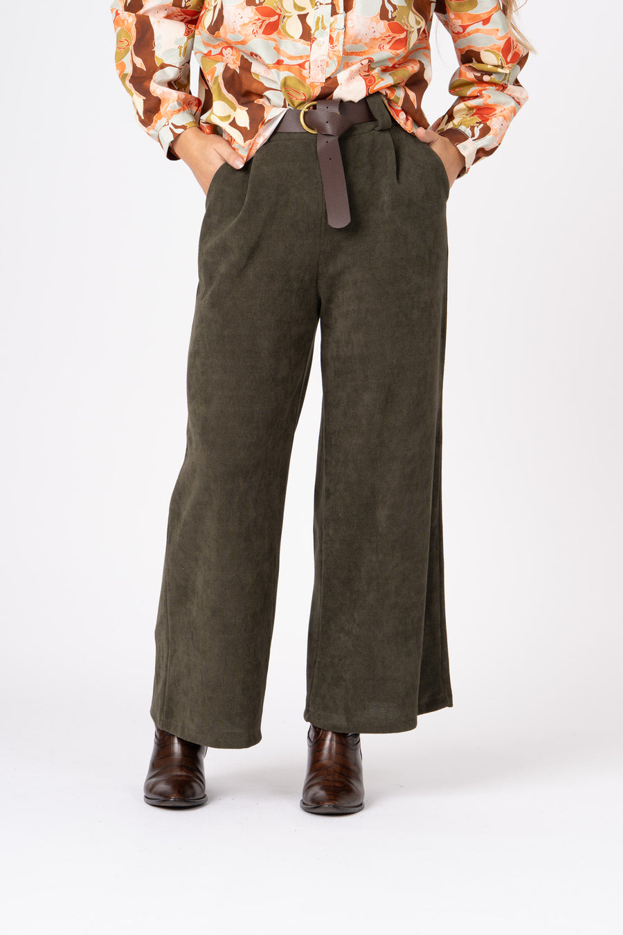 Calças Caqui ref:cal0624