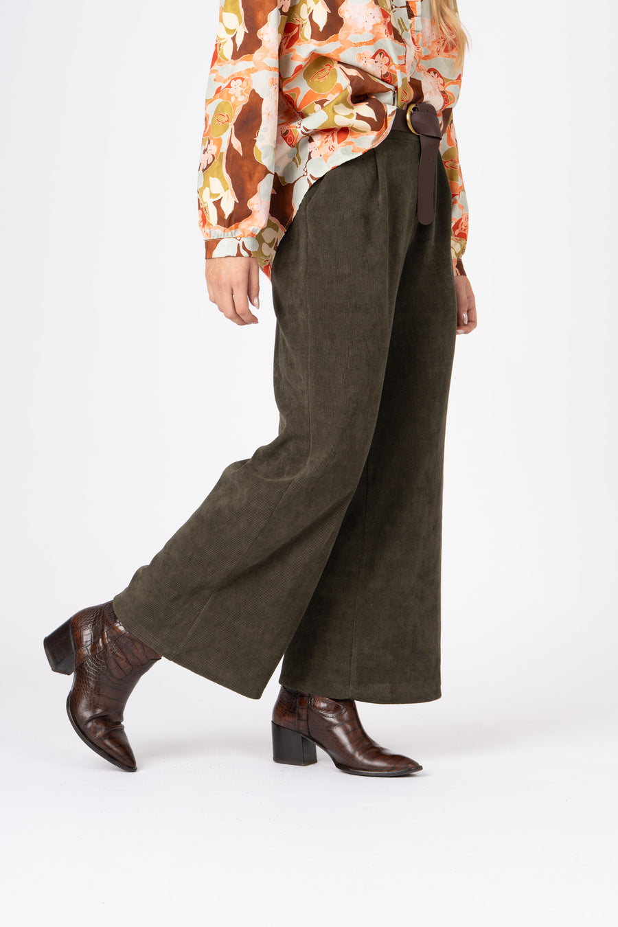 Calças Caqui ref:cal0624