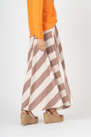 Saia Riviera camel