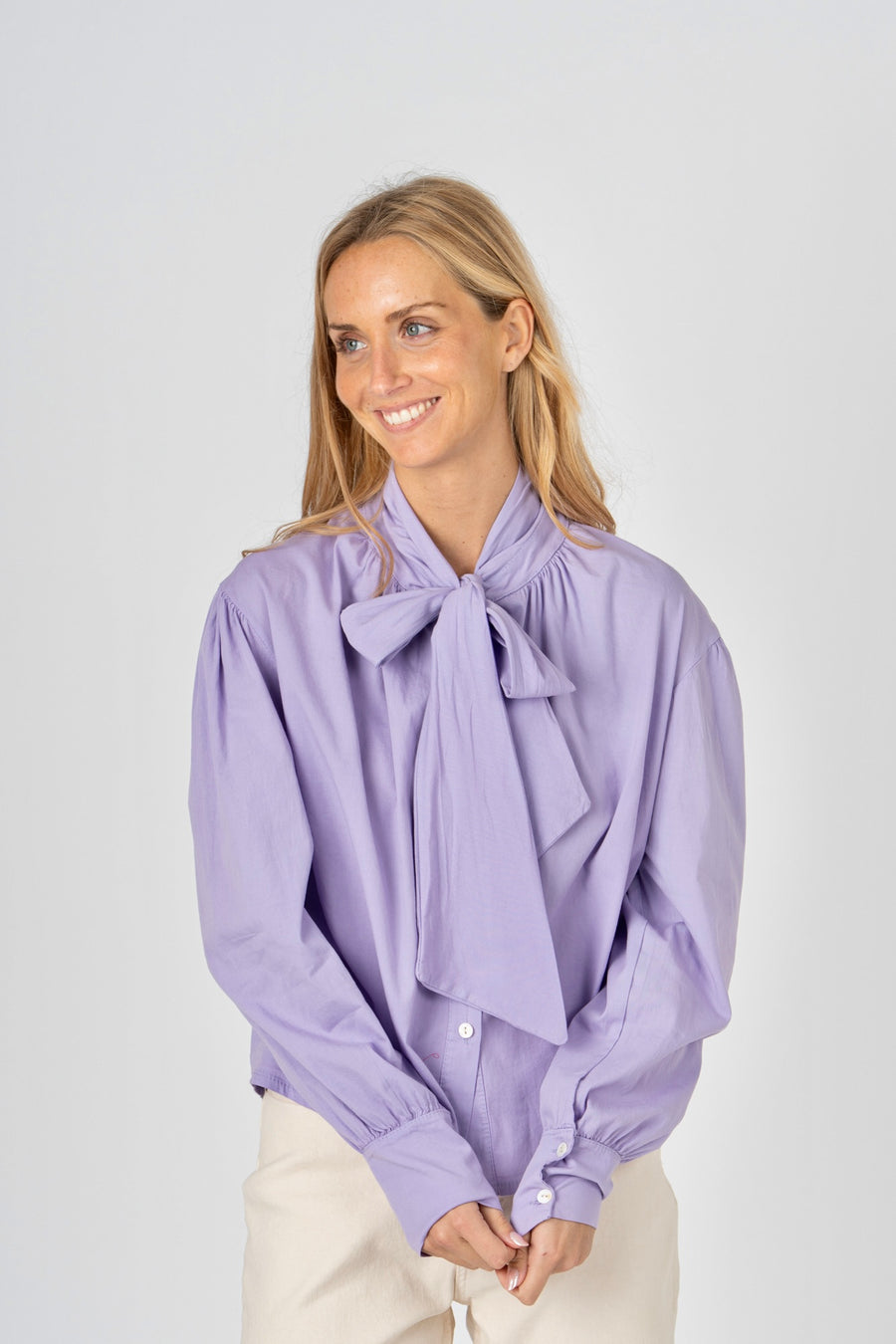 Blusa laço lilás