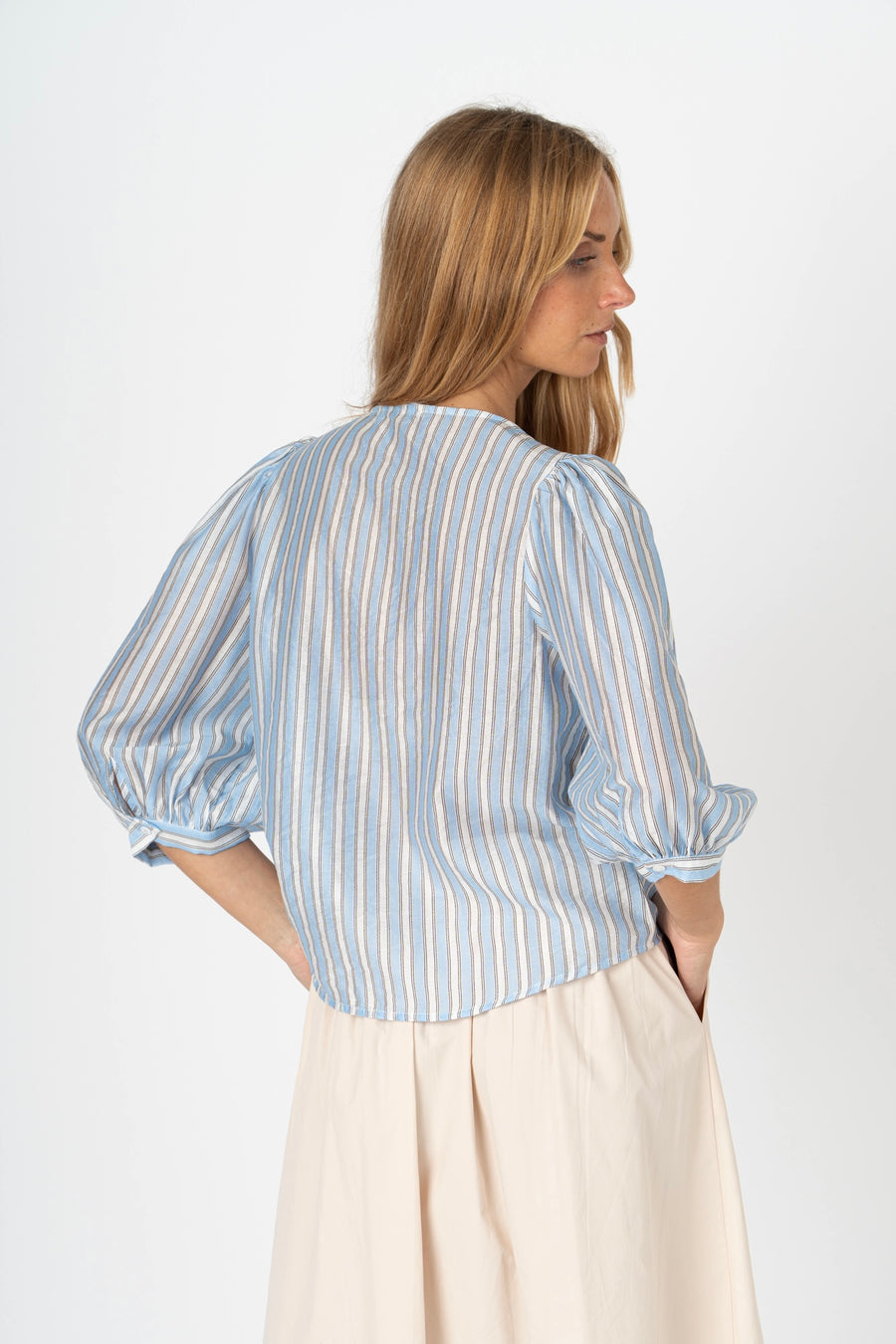 Blusa riscas manga balão azul