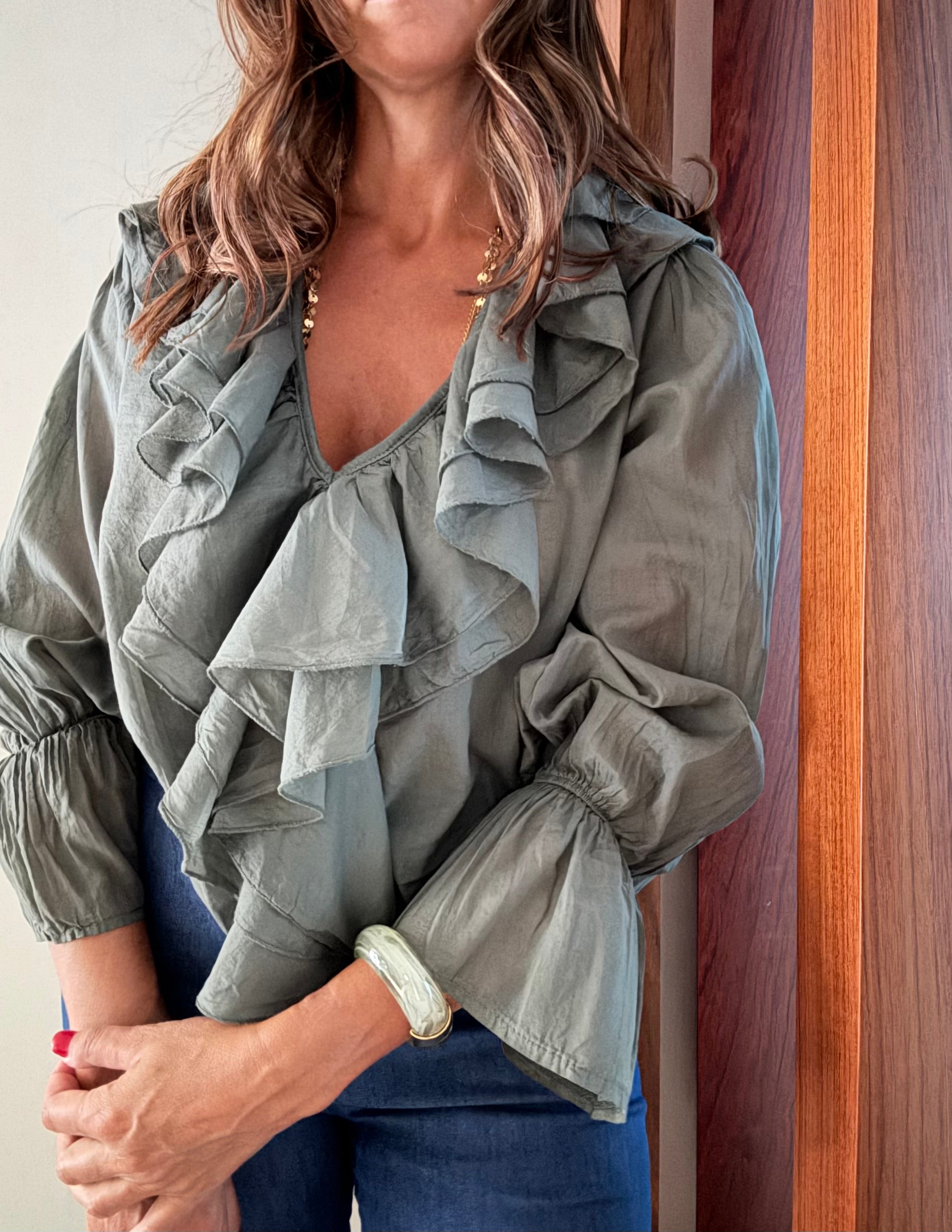 Blusa Folhos Verde Seco