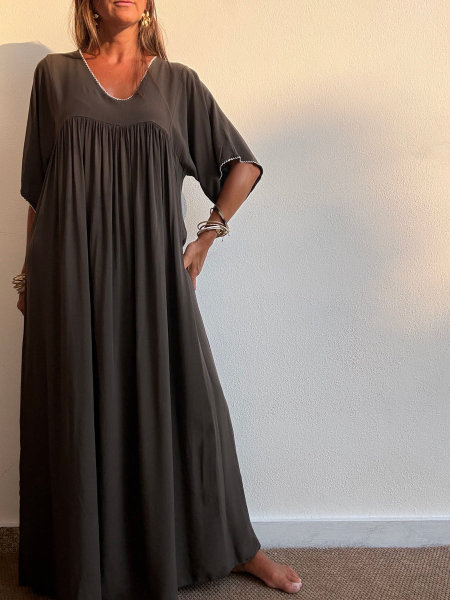 Kaftan castanho