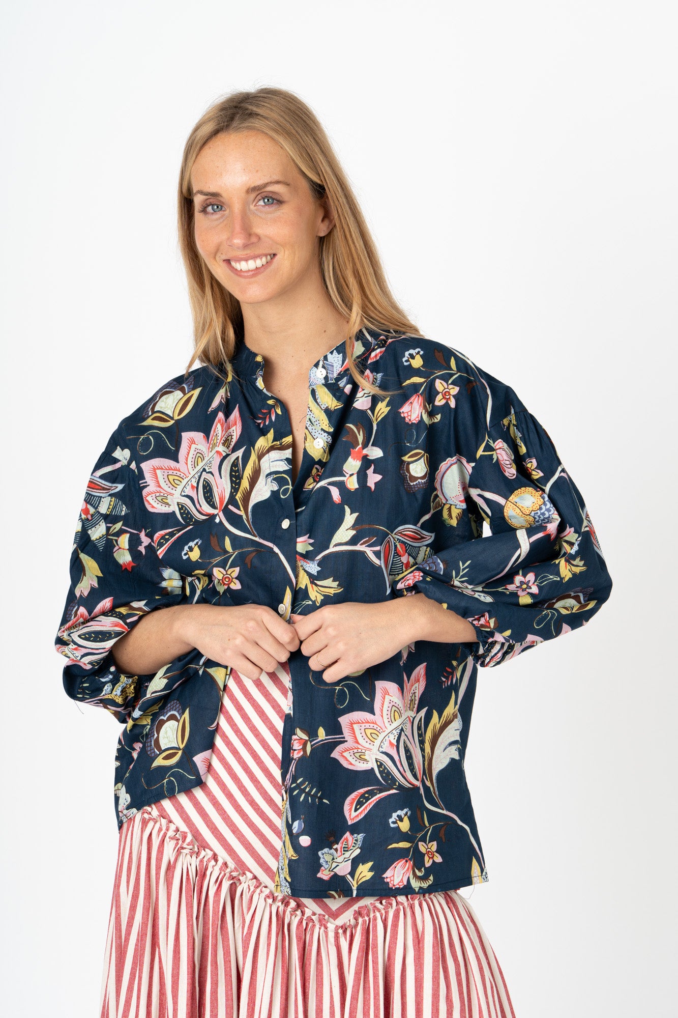 Blusa estampada azul