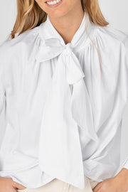 Blusa laço branco