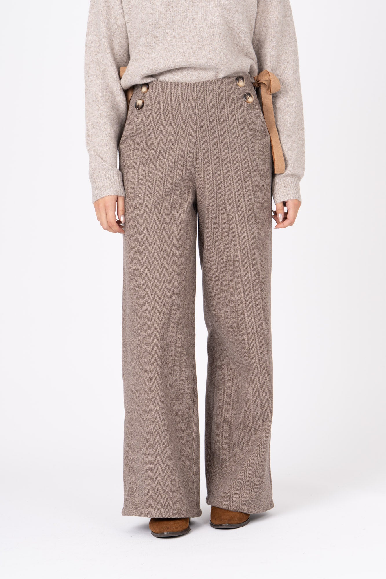 Calças Espinha Camel ref:30131