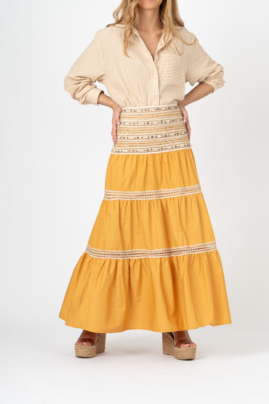 Saia Boho Bordada amarelo