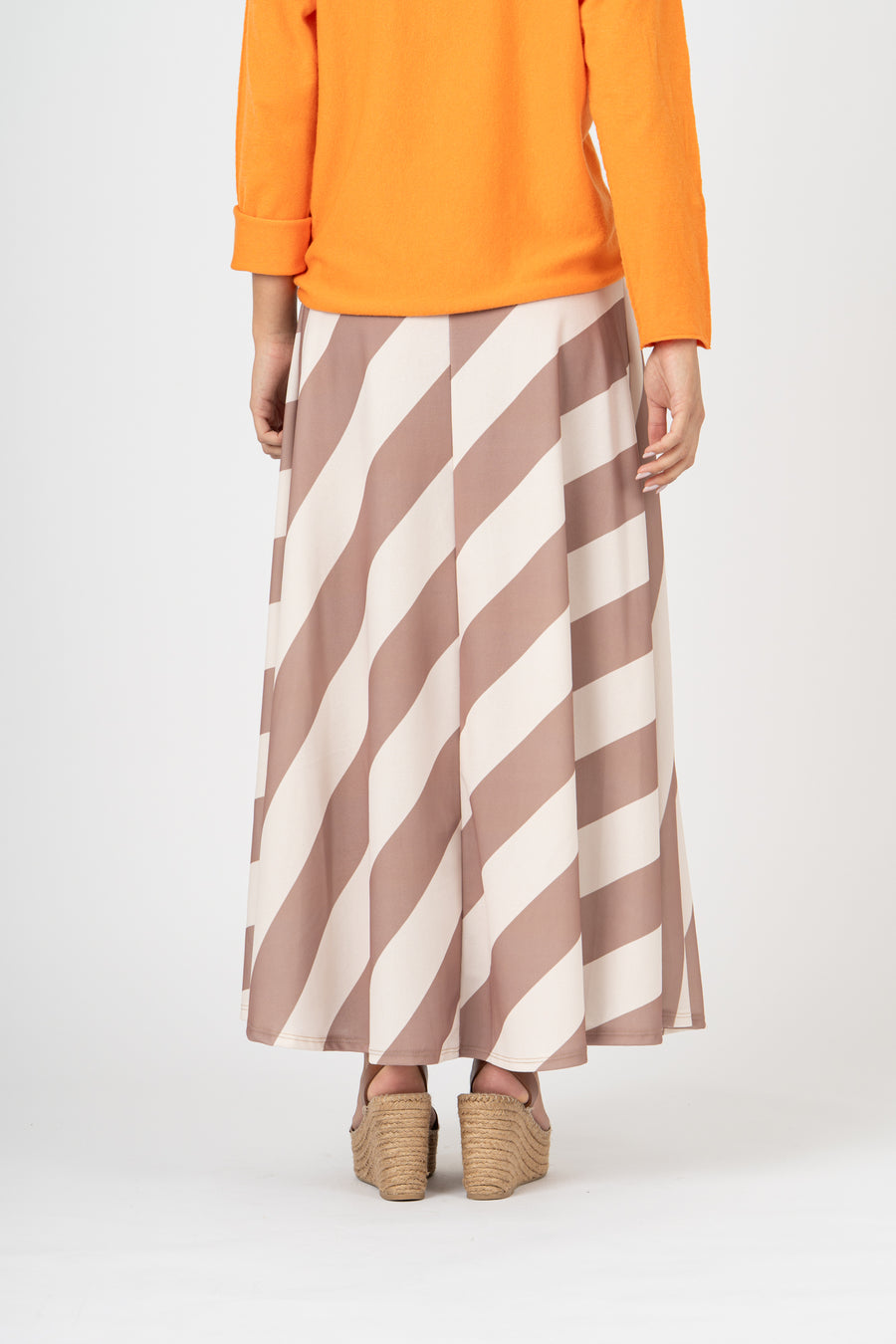 Saia Riviera camel