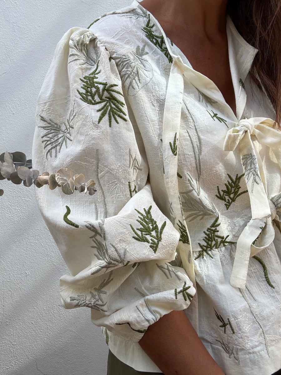 Blusa Caqui