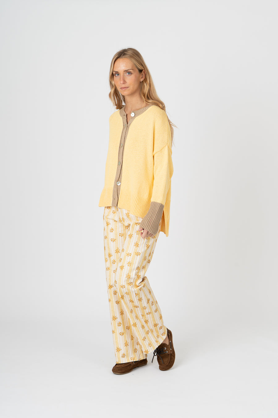 Calças Capri Floral amarelo