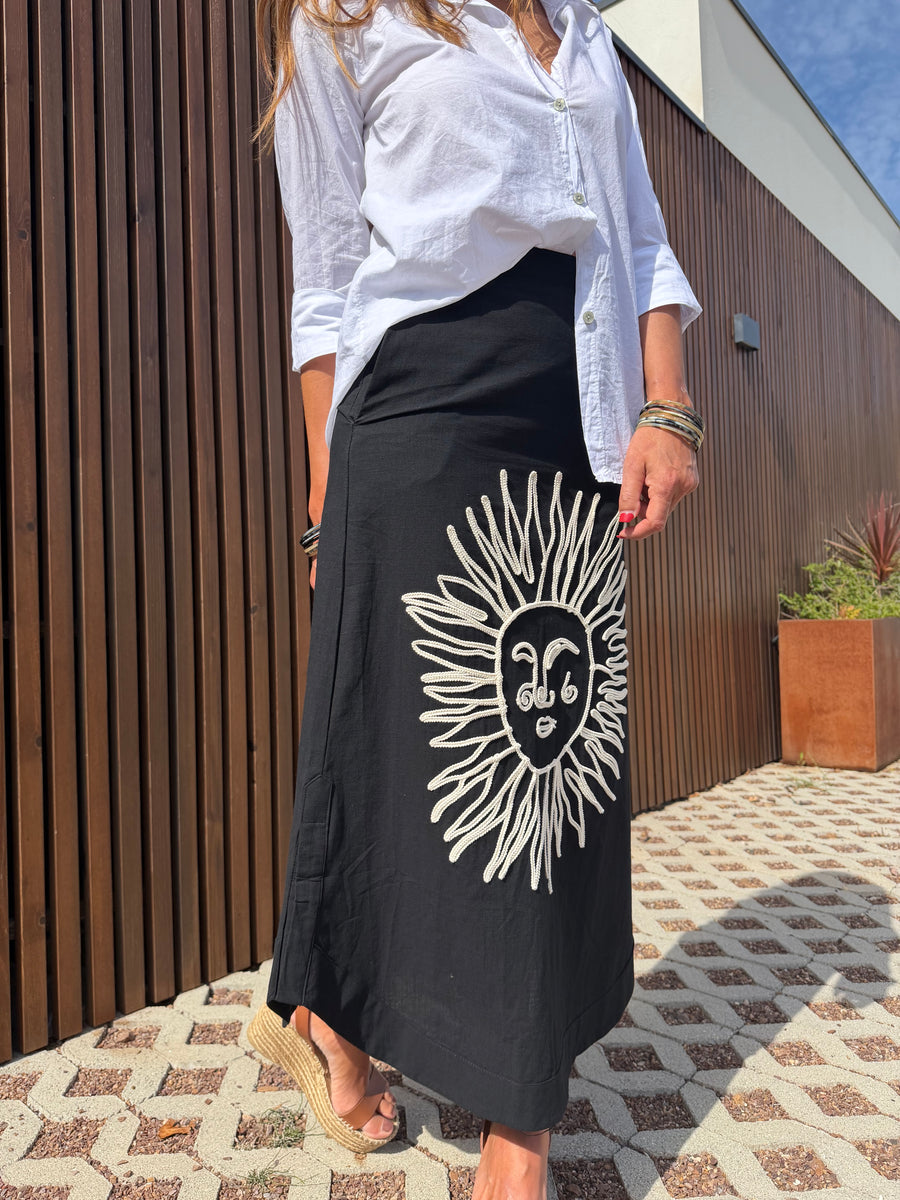 Saia Sol preto