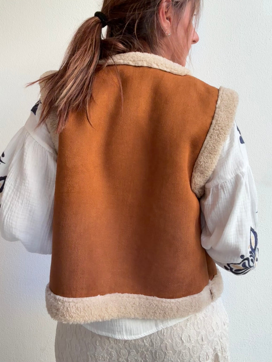 Colete Cozy Camel