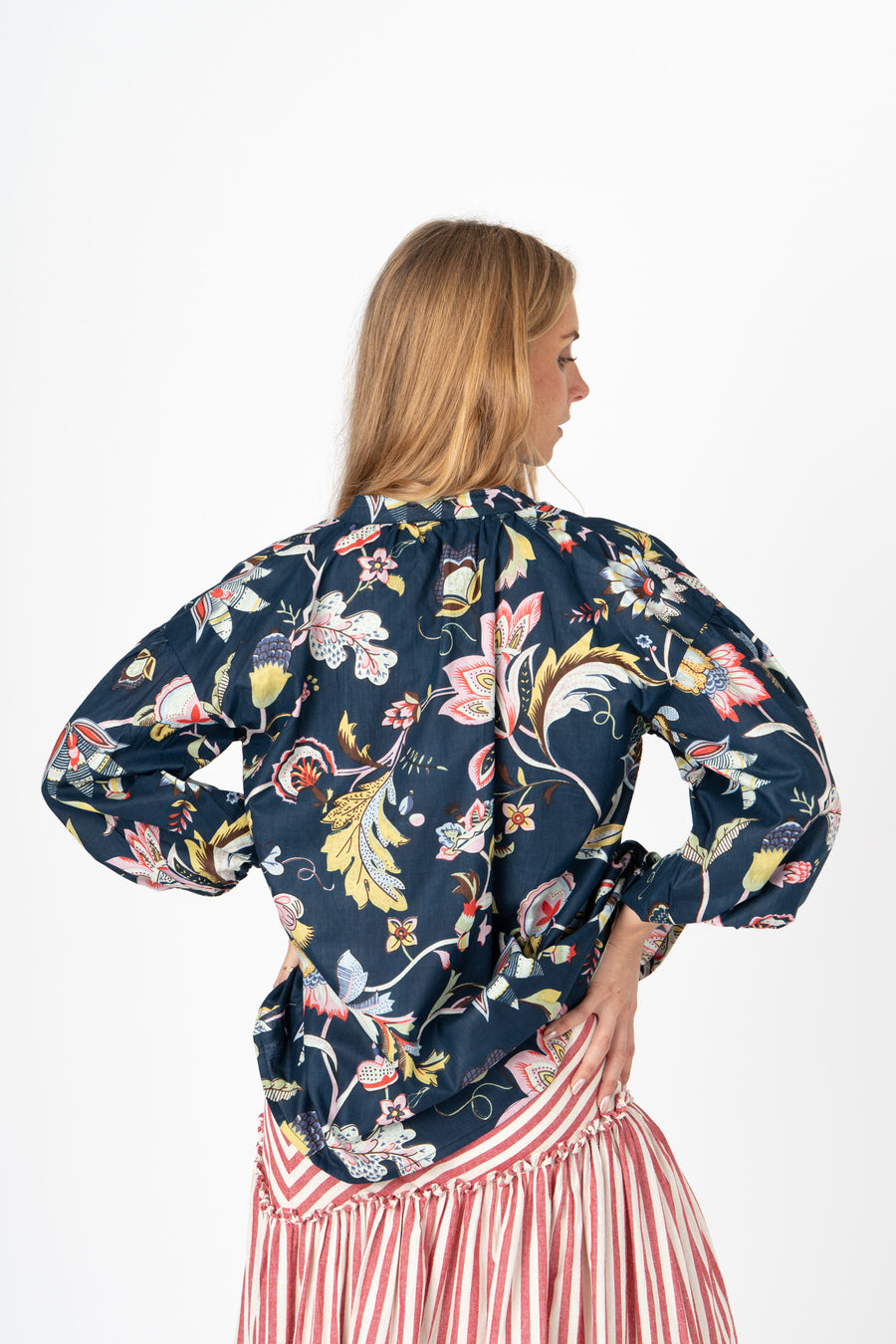 Blusa estampada azul