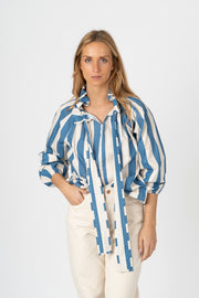 Blusa Listrada Azul com Laço