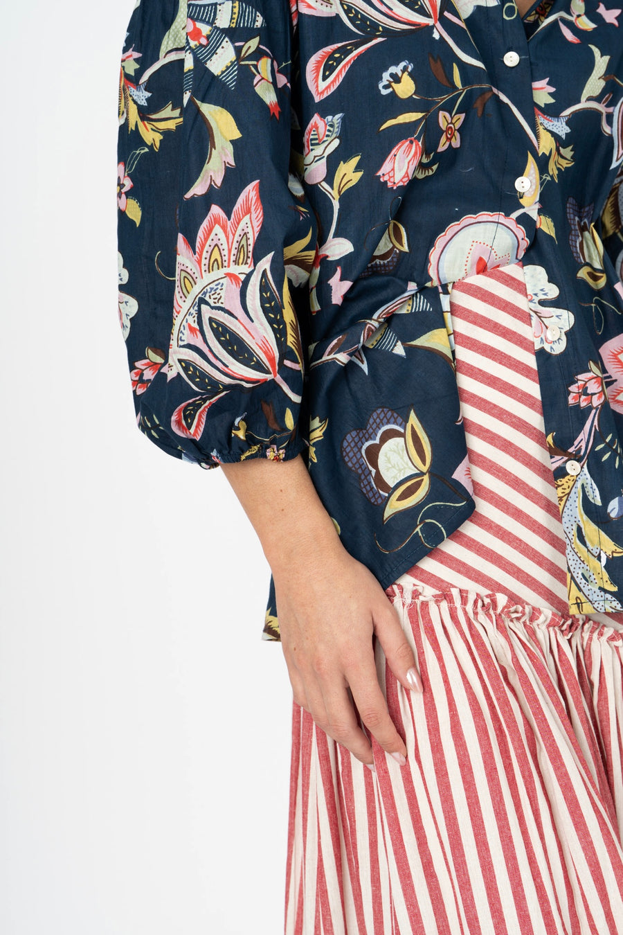 Saia Midi riscas vermelhas