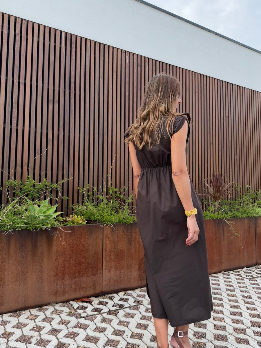 Vestido Babados castanho