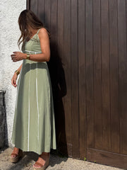 Vestido Midi Oliva